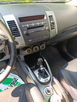 PEUGEOT 4007 2,2 hdi , 4x4 , AWD,7 míst ,automat - 5