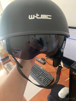 Helma na skútr W-Tec se sluneční clonou - 5