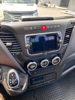 Půjčovna odtahovky pronájem - náklad až 2000kg na sk. B - 5