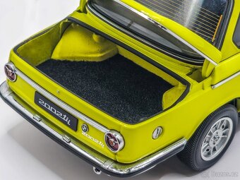 BMW 2002 Tii 1:18 Autoart - 5