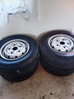 Kola Ford transit - 5