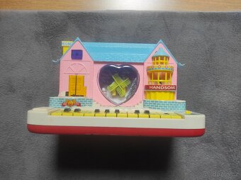 Retro domeček s klávesami - 5