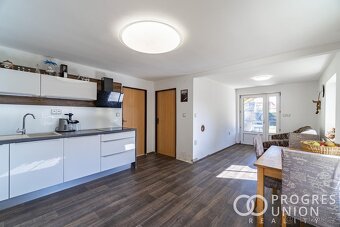 Nabízíme k prodeji luxusní dům ve Studénce - 5