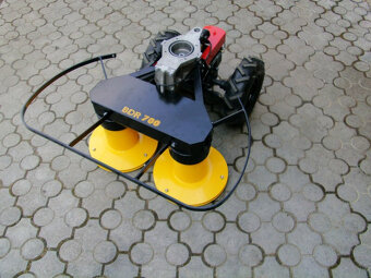 Podvozek dvoubunové rotační sekačky Jikov bdr 700 - 5