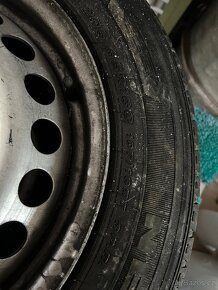 Prodam plechové disky VW vč. letních pneu Nexen 205/65R16 - 5