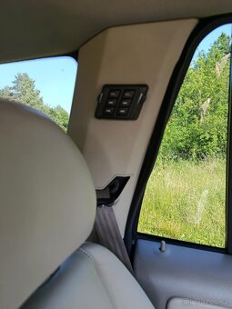 Volvo XC90 2.4 D5  4x4 , SUV , - 5