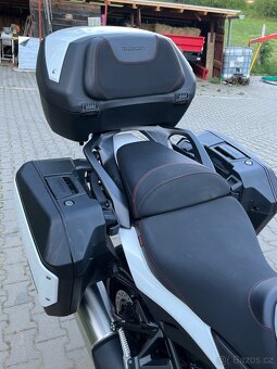 Honda NT 1100 r.v. 2023 - 5