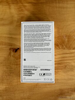 iPhone SE 64gb + originální krabička - 5