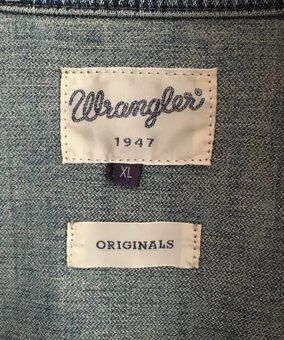 Retro džíska Wrangler XL jako umělecké dílo - 5