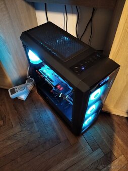 herní PC- Ryzen 7 3700x+RX 5700XT+NVMe SSD - 5