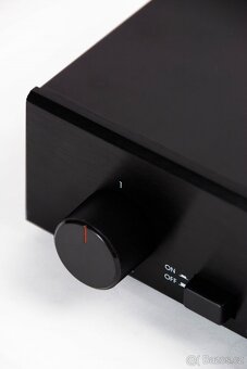 FONESTAR CB-400V / multipřepínač zesilovačů a reprosoustav - 5