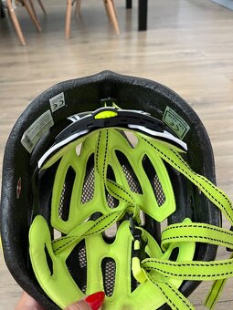 Pěkná dětská přilba - 5