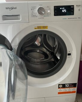 Pračka Whirpool 8 kg - 5