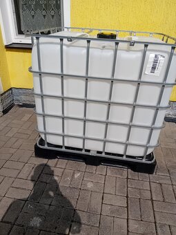 Plastový sudy 200 l a IBC nádrž - 5