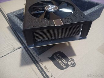 SAPPHIRE NITRO+ RADEON RX 580 4GB GDDR5 Dual - 5