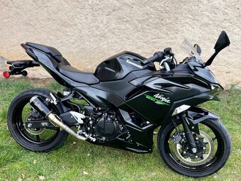 Kawasaki Ninja 500 - 5