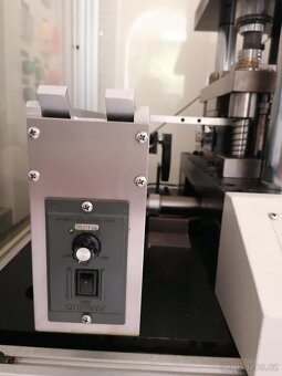 Vysekávací stroj Beijing YC Digittech YCK-2A (6336) - 5