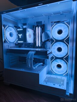 Herní pc - RX 6700 XT, Ryzen 5 5600, 2TB NVMe SSD, 32GB RAM - 5