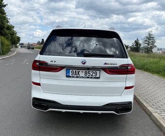 BMW X7 50i 1. maj CZ 9/22 najeto 53 tkm - 5