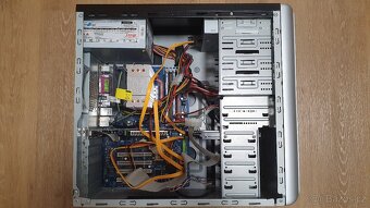 Stolní počítač - AMD Athlon 64 3.1GHz, 3GB RAM, 160GB disk - 5