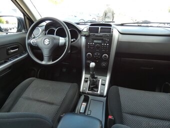 Suzuki Grand Vitara 2,0i benzín 103kw - 5
