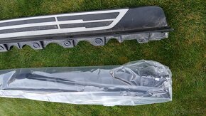 Toyota Highlander 4 IV 2020 - plastovy podbeh prah stupacka - 5