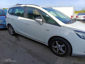 opel zafira c 2015 . 1.6 turbo A16XNT motor CNG - 5