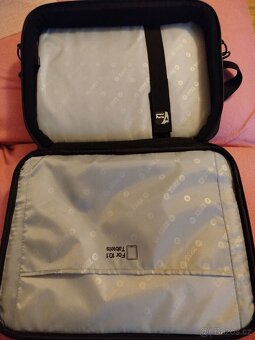 Notebook Umax + taška - 5