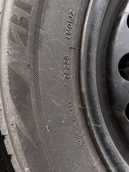 Sada disků z VW 215/65 R17 99H zimní pneu - 5