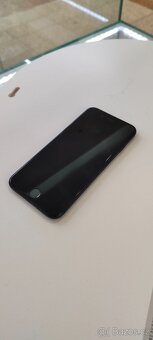 Apple iPhone SE 2020 64GB - 5