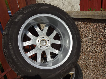 Volvo XC60 - zánovní zimní alu kola 18" pneu Pirelli DOT 24 - 5