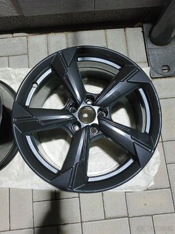 Orig. ALU kola AUDI r18 - 5