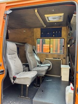 Renault Master dCi150 obytný vůz – 6 míst jízda i spaní - 5