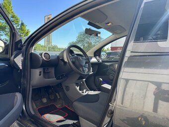 Toyota Aygo 2008, tmavě-šedá metalíza, pětidveřová verze - 5