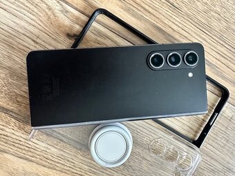 Samsung Z Fold 5 256gb - 5
