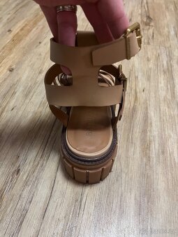 Letní páskové boty - 5