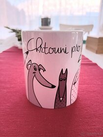 Bílý hrnek s chrty - 5