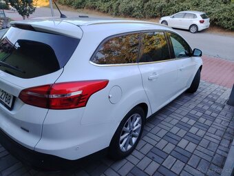 Ford Focus 1.0- - 92KW/125HP - - EcoBoost Titanium - 5