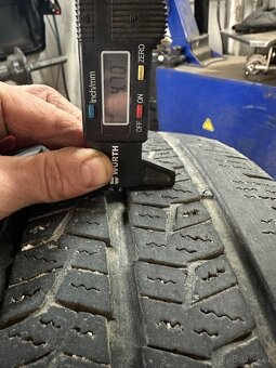 Zimní pneu 235/65 R16 C - 5