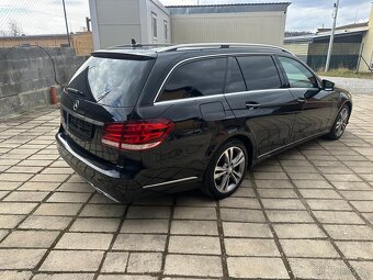 Mercedes Benz E300d Hybrid 2013 - 5