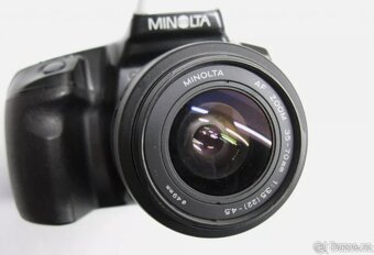 MINOLTA DYNAX 300si s přídavným bleskem 9Xi+2000xi. - 5