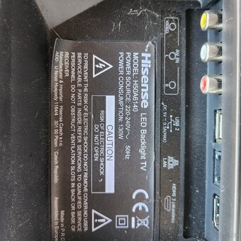 HISENSE SMART LCD TV NA OPRAVU - 5