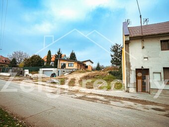 Prodej, stavební pozemek 1126 m² v malebné obci Rataje - 5