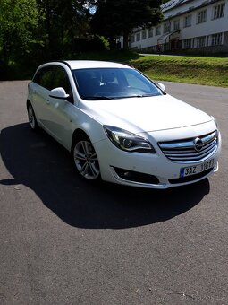 Opel INSIGNIA kombi - 5