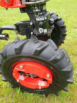 Prodám malotraktor Vari Honda, hezký stav - 5