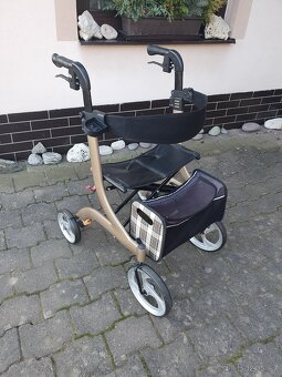 DMA skládací čtyřkolové chodítko - 5