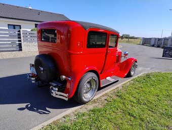 Ford Model A tudor & Panzer - 5