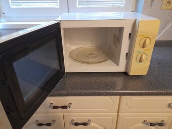 Mikrovlna trouba ECG M8017P 1300W - 5