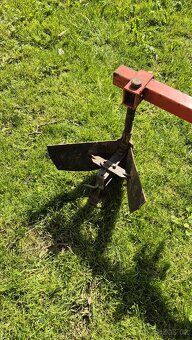 Hrobkovací radlice - 5