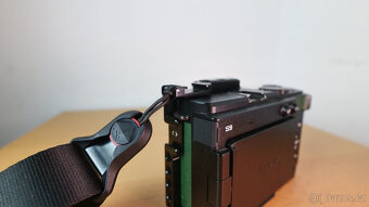 Panasonic Lumix S9 + SmallRig klec + Peak Design popruh - 5